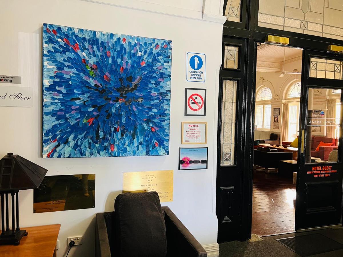 Wallaby Backpackers Hostel Perth - Note - Valid Passport Required To Check In - Buitenkant foto