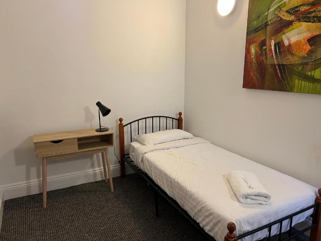 Wallaby Backpackers Hostel Perth - Note - Valid Passport Required To Check In - Buitenkant foto