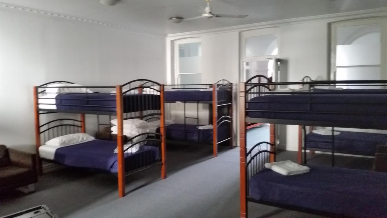 Wallaby Backpackers Hostel Perth - Note - Valid Passport Required To Check In - Kamer foto