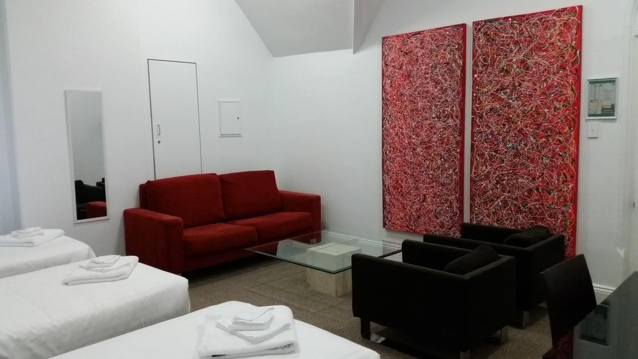 Wallaby Backpackers Hostel Perth - Note - Valid Passport Required To Check In - Buitenkant foto